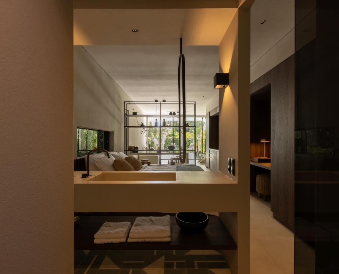 Olea Vouliagmeni Suite Athènes Extérieur photo