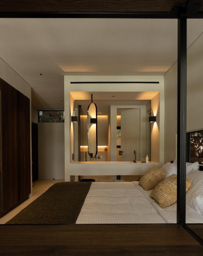 Olea Vouliagmeni Suite Athènes Extérieur photo
